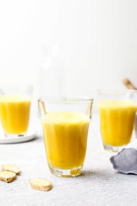 Sparkling immunity juice with orange, ginger, turmeric, and honey.