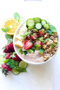 This Strawberry Cucumber Smoothie Bowl recipe tastes like spring! A healthy and quick breakfast idea.