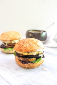 This Hawaiian Sweet Potato Sandwich is a healthy summer barbeque recipe! This vegan sandwich is bursting with flavor thanks to two sauces! | CatchingSeeds.com
