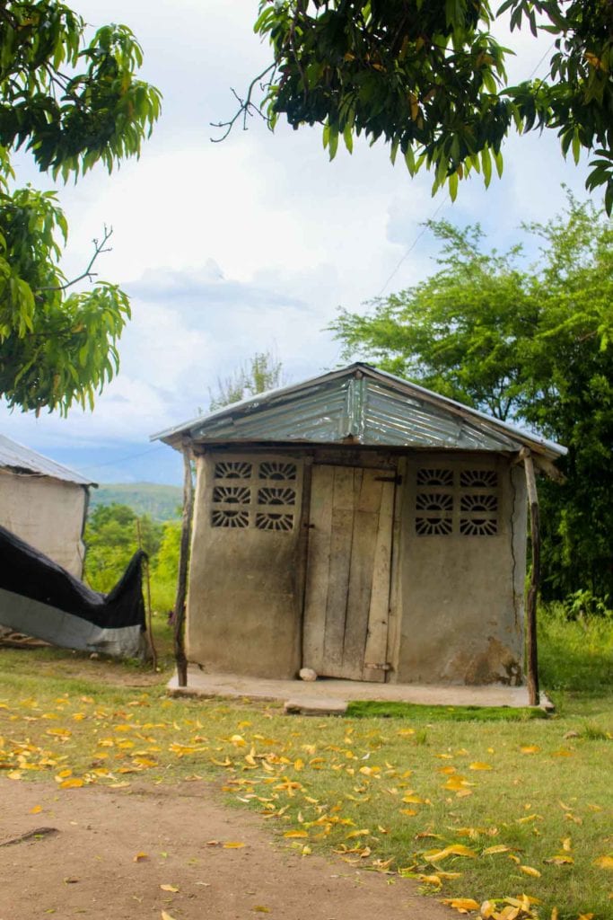 Haiti: A cancer diagnosis, a broken hip & a week in the poorest country in the western world | CatchingSeeds.com