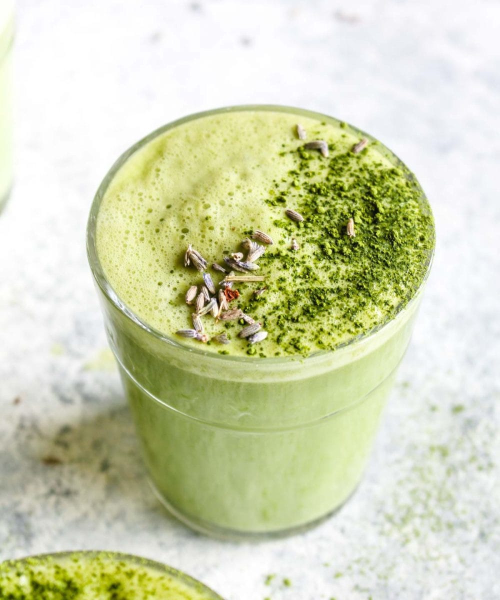 This Lavender Matcha Latte is infused with lavender for spring flavor! This 10 minute drink couldn't be any easier to make and you'll love that it's naturally sweetened with honey and is also dairy-free. | CatchingSeeds.com